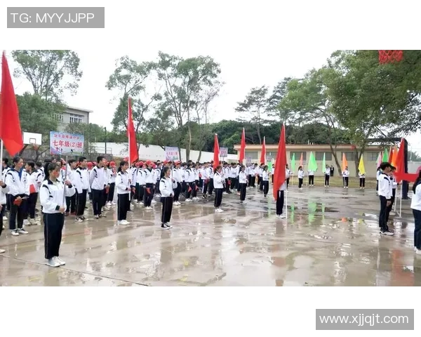 当绿茵巨星邂逅心中偶像那一刻燃起青春梦想之火