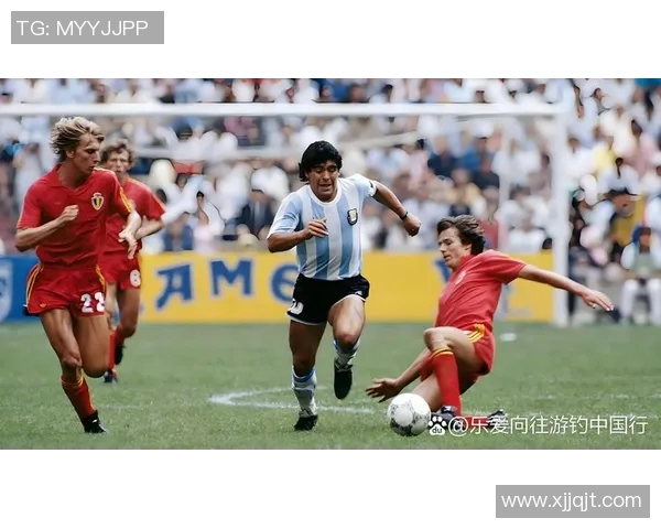 足球天赋之巅每一代巨星的崛起与足坛传奇的诞生