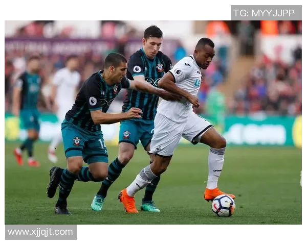 足球热身球星闪耀赛场 备战关键赛事展现卓越实力和团队协作精神 足球热身球星闪耀赛场 备战关键赛事展现卓越实力和团队协作精神